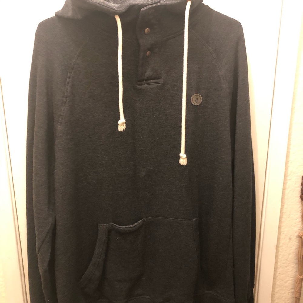 Men’s Volcom Sweater